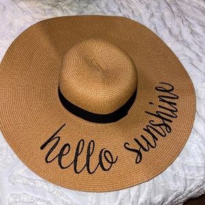 Sunhat from an online boutique